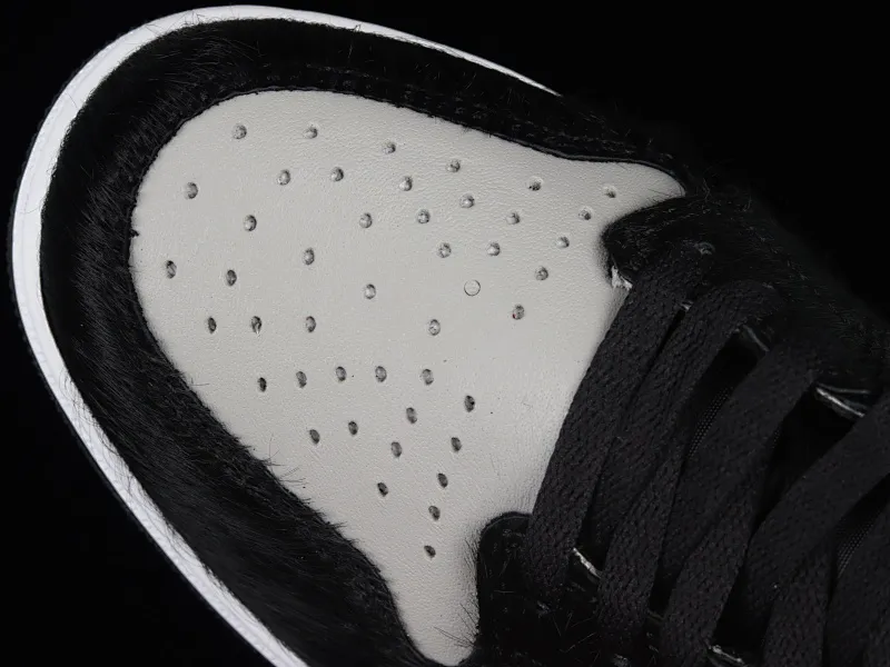 All categories Air Jordan Jordan series basketball shoes Air Jordan 1 High Air Jordan 1 High OG "Twist 2.0" AJ1 Joe 1 Panda 2.0 high-top basketball shoes DZ2523-001